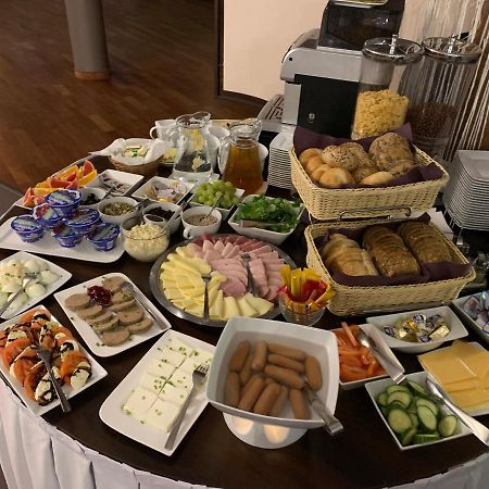 לובאן Hotel Restauracja Teczowa מראה חיצוני תמונה