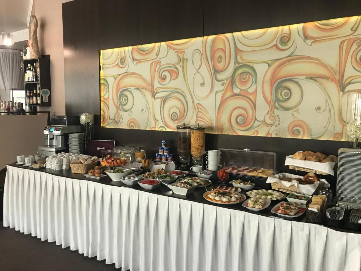 לובאן Hotel Restauracja Teczowa מראה חיצוני תמונה